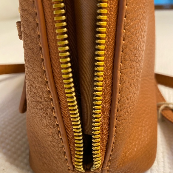 Hobo Crossbody - Picture 5 of 5